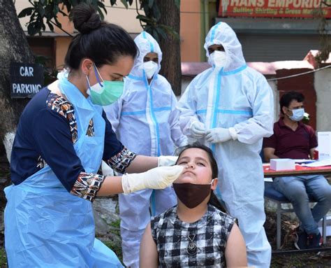 नगर निगम मण्डी में कोविड सैंपलिंग-टेस्टिंग अभियान जारी