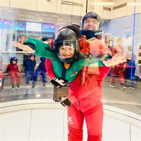 iFLY Indoor Skydiving – Chicago Lincoln Park – TripHock