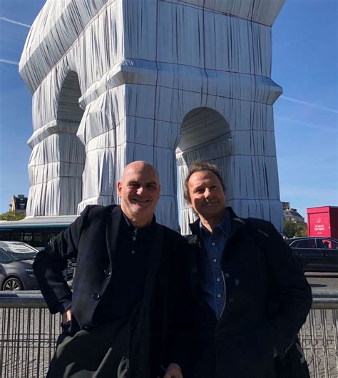 Apt trip to see Arc de Triomphe, Wrapped, Paris, 1961-2021 | This is ...