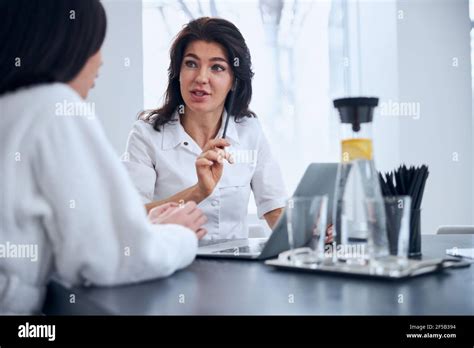 General Practitioner 的图像结果