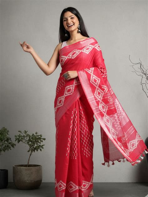 Rubine Red Slub Linen Batik Print Saree | Indiehaat – Indiehaat.com