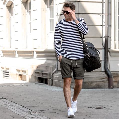 How To Wear Horizontal Stripe T-shirt For Men – LIFESTYLE BY PS