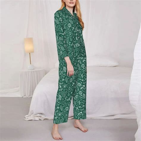 Two Piece Codes The Best Christmas Tree Farms In Perth Womens Christmas ...