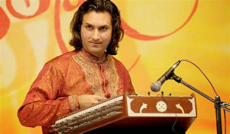 Santoor Player in Delhi, Gurgaon, Noida, Mumbai, Jaipur