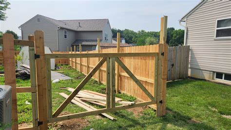 Wood Privacy Fence Double Gates Fence Gate | Fence Gate Design