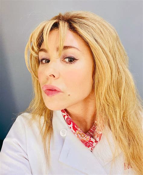 Olivia d’Abo Nude Pics, Scenes and Porn Video - Scandal Planet