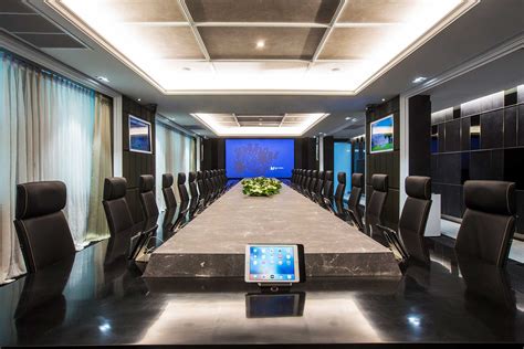 The Crown Property Bureau - Vichai