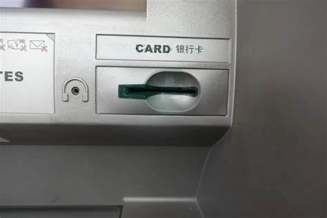 同一银行个人借记卡最多办四张 扫描他国如何管理借记卡 - 财经新闻 - 中国网•东海资讯