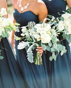 Flowers Needed For Wedding by To Bouquet Or Not To Bouquet Do Your Bridesmaids Need Flowers Needed For Wedding