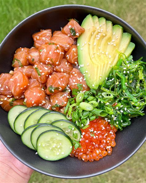 Ponzu Salmon Poke Bowl: Quick, Easy, & Healthy - FeedMi
