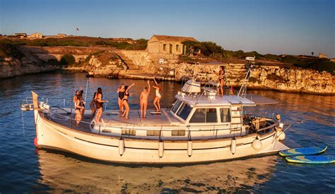 Private Boat Rental with Skipper in Menorca: Prices & How It Works ...