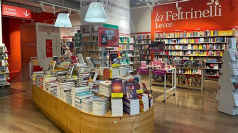 Feltrinelli, aumenta lo spazio dedicato ai libri. Nasce spazio ...