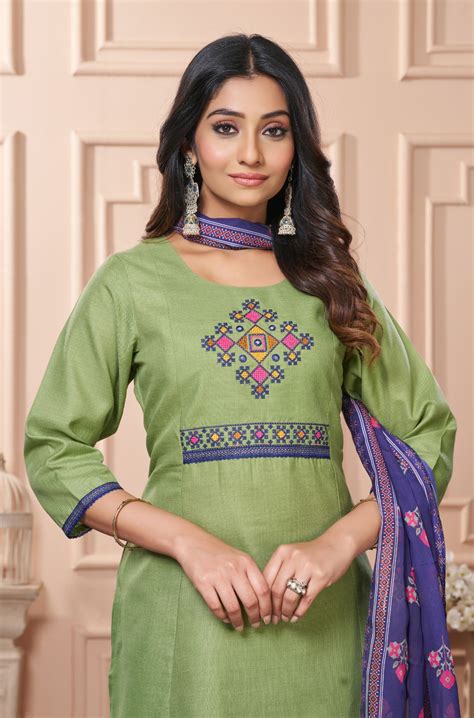 Cross Stitch Embroidered Green Kurta Set for women – Ytaminz