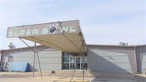 Reed's Super Bowl in Midland keeping the classic bowling alley feel ...
