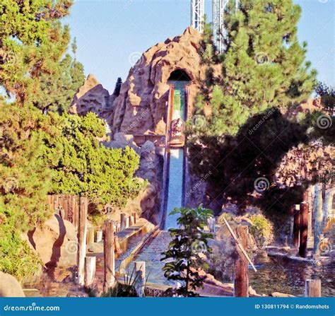 Timber Mountain Log Ride at Knotts Berry Farm Editorial Stock Image ...