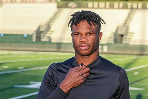 Travis Hunter - Desktop Wallpapers, Phone Wallpaper, PFP, Gifs, and More!