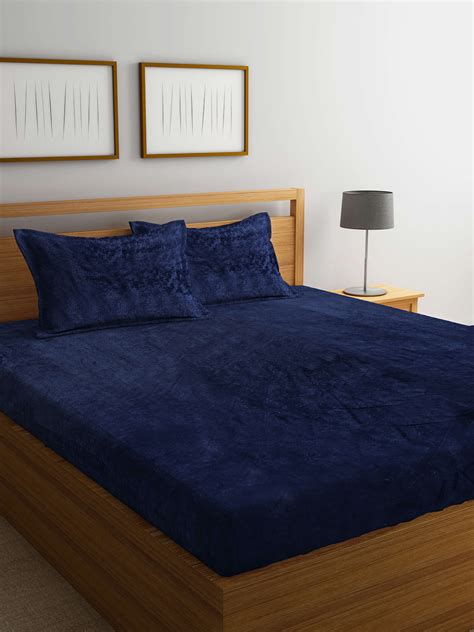 Klotthe Blue Solid Woolen Fitted Double Bed Sheet with 2 Pillow Covers ...