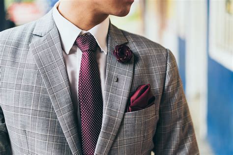 Pocket Square Rules and Etiquette in 2020 — SUITYOURSELF
