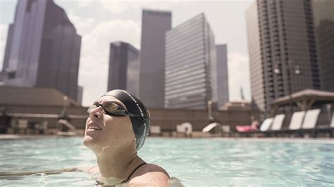 Swim in the Sun 的图像结果