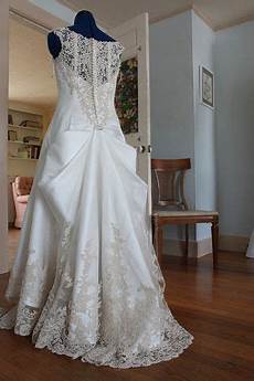 How To Make Wedding Gown by Wedding Gown Bustle Bow Wedding Gown Bustle Wedding How To Make Wedding Gown