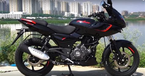 Bajaj Pulsar monthly sales cross 1 Lakh unit mark for the first time ...