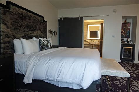 JW MARRIOTT SAVANNAH PLANT RIVERSIDE DISTRICT - Hotel Reviews, Photos ...