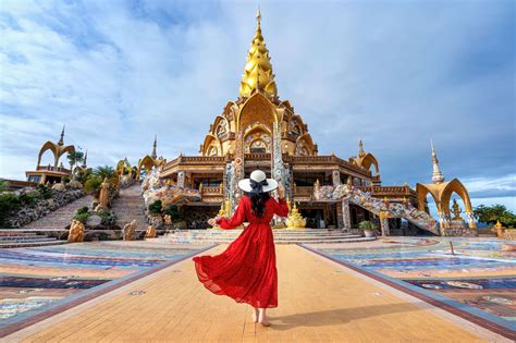 What Language Is Spoken in Thailand: Traveller Guide 2026