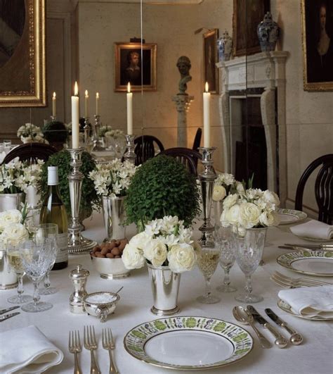 Elegant Dinner Table Decor with White Flowers and Silverware ...