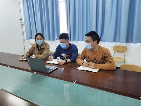 医学院举行武汉大学人民医院实习生线上面试-襄阳职业技术学院教务处
