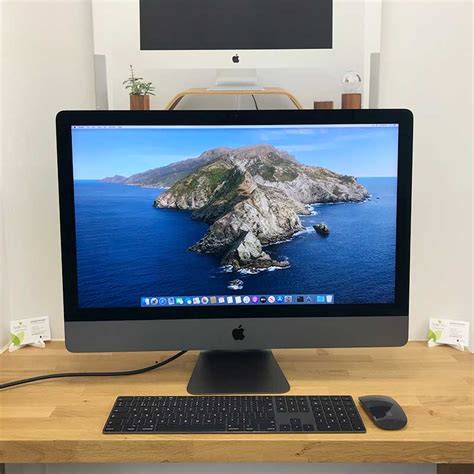 Apple iMac Pro "8-Core" 3.2GHz 27" 5K Late 2017