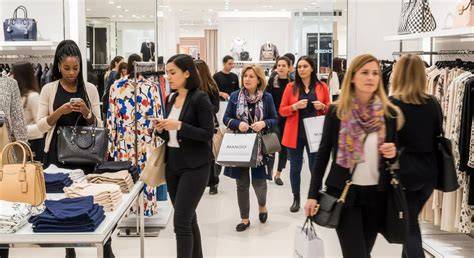 Dubai’s rarest shopping bonanza: 90% off, AED 1 million prize, cars ...