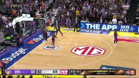 Fans throws water bottle onto the court - Australia NBL Kings vs. Breakers