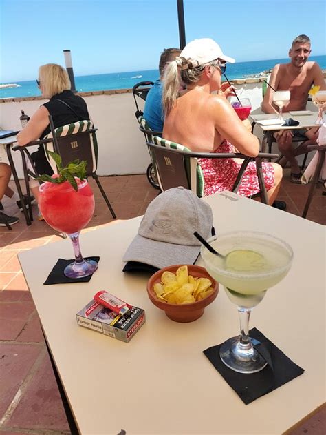 THE DIZZY DONKEY, Benalmadena - Restaurant Reviews, Phone Number ...