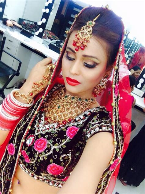 Looks by Sneha Makeup Artist Services, Review and Info - Olready