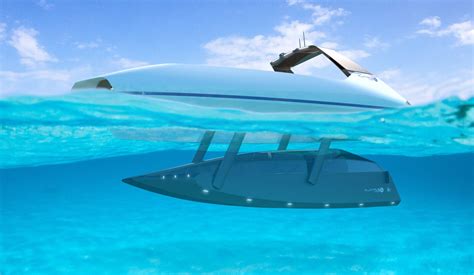 Platypus Swordfish semi-submersible yacht offers amazing underwater views