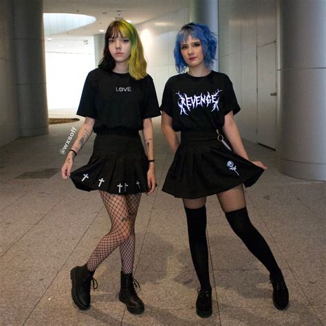egirl outfit dark aesthetic lil peep in 2024 | Legs outfit, Outfits ...