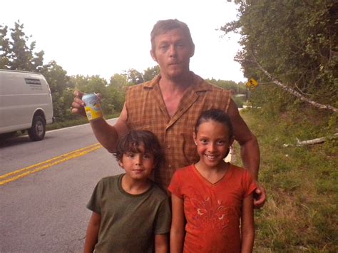 Louis Morales - The Walking Dead Brasil