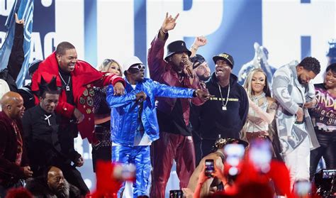 Grammys: Only 'human creators' eligible to win, recording academy says ...