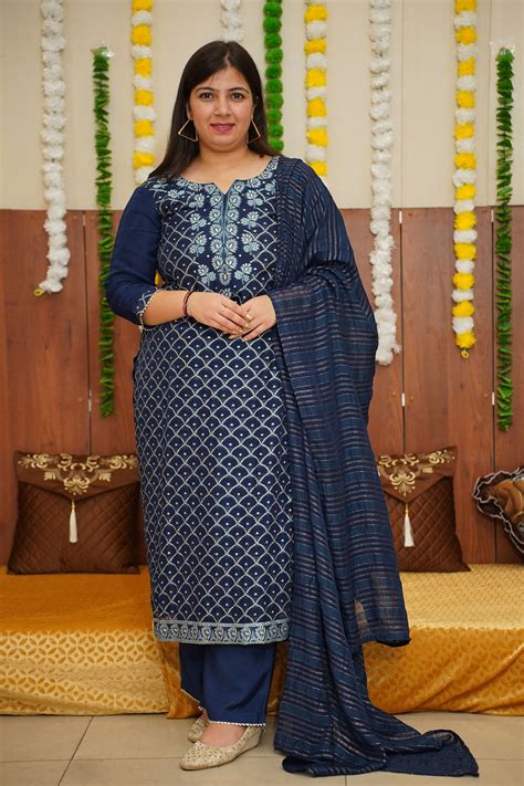 Buy Party Wear Suit & Designer Suits For Women - Apella