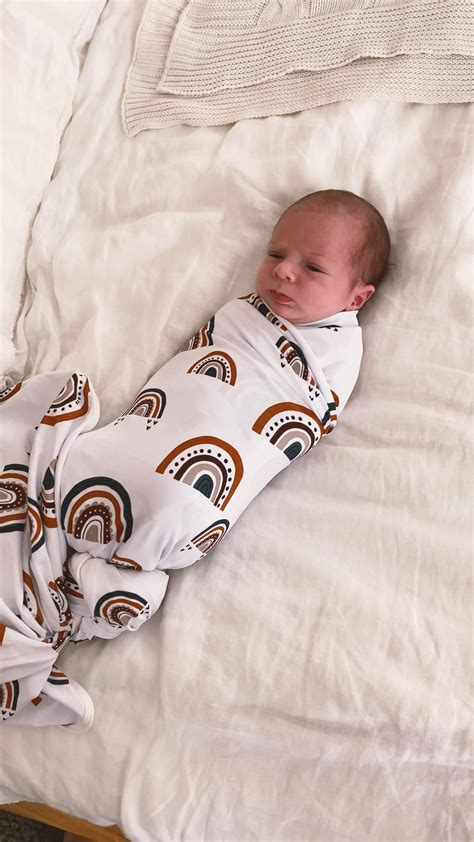 How To Swaddle A Fussy Newborn at Charles Bolden blog