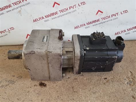 Mitsubishi hg-sr102b ac servo motor with Nidec-shimpo vrcf-25f-1000 ...