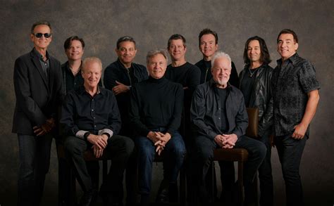 Living Legends: Chicago's Robert Lamm On Songwriting and Longevity ...