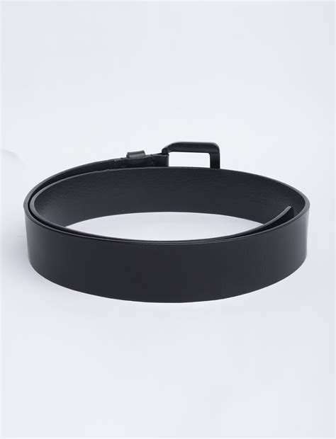 Men's Black Solid Belt – Levis India Store