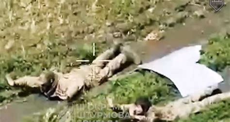 Ukraine Makes War History: Russian Soldiers Give Up to Ground Robot