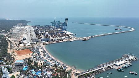 World’s Largest Container Ship MSC IRINA To Make Historic Dock At ...