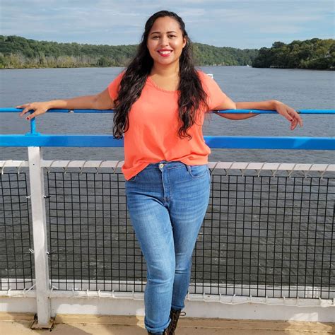 '90 Day Fiance' Star Tania Maduro Goes on 1st Date With Aruban ...