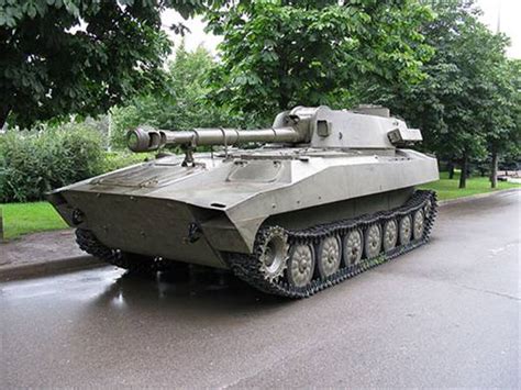 САУ Гвоздика 2С1 — 122-мм самоходная артиллерийская установка (гаубица)
