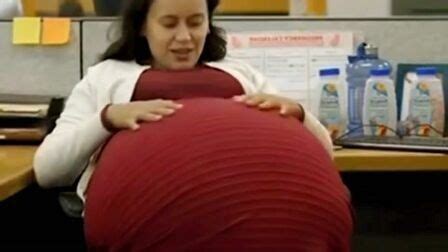 电视剧的大肚孕妇的肚子是怎样弄 - 百度宝宝知道