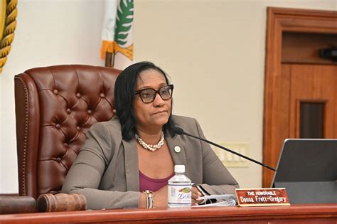 Senators Decry Federal Financial Oversight “Trap” | St. Thomas Source