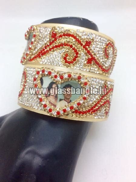 Couple Name Bangles Manufacturers and Suppliers from Firozabad